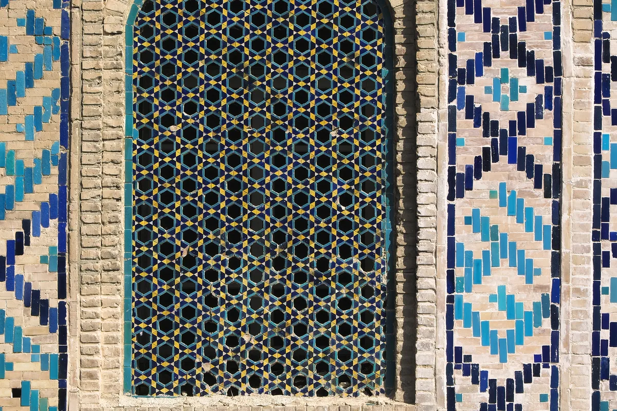 Islamic ornaments and window (Sherdor Medresa, Samarkand)